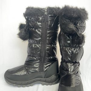 The lightweight and waterproof Nylon Suede Solid Boots in black